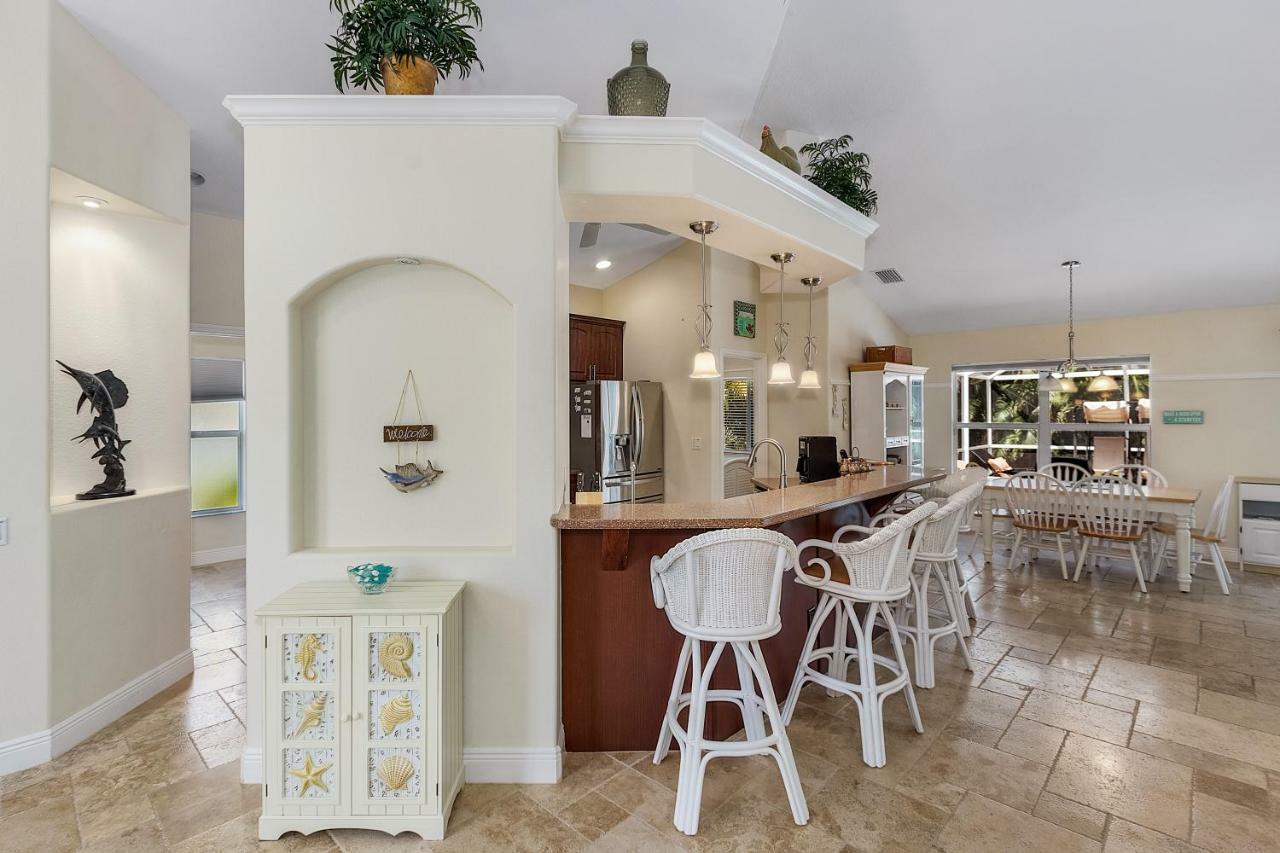 Luxury Home, Hot Tub, Heated Pool, Tiki Bar - Villa Spain Cabo Coral Exterior foto