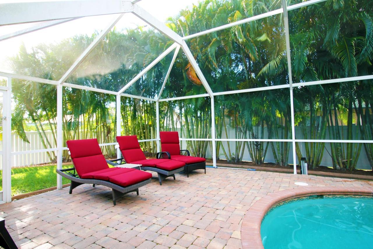 Luxury Home, Hot Tub, Heated Pool, Tiki Bar - Villa Spain Cabo Coral Exterior foto